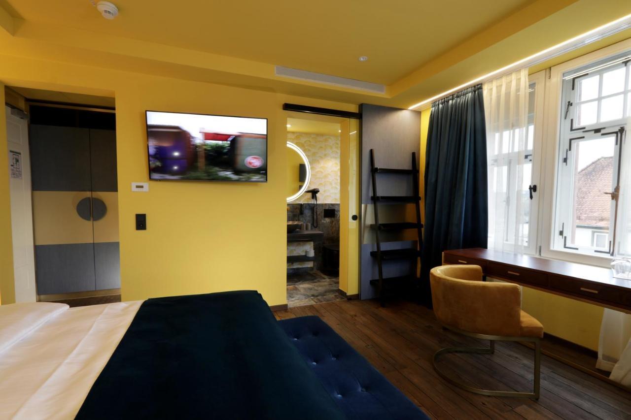 בוכן Reinhardts Hotel מראה חיצוני תמונה