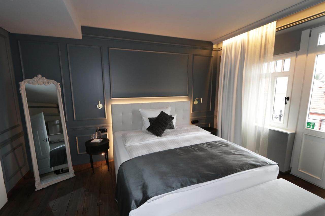 בוכן Reinhardts Hotel מראה חיצוני תמונה